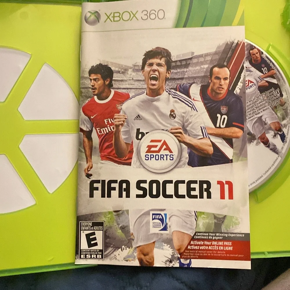 FIFA Soccer 11 - Xbox 360 EA Sports Video Game. EUC